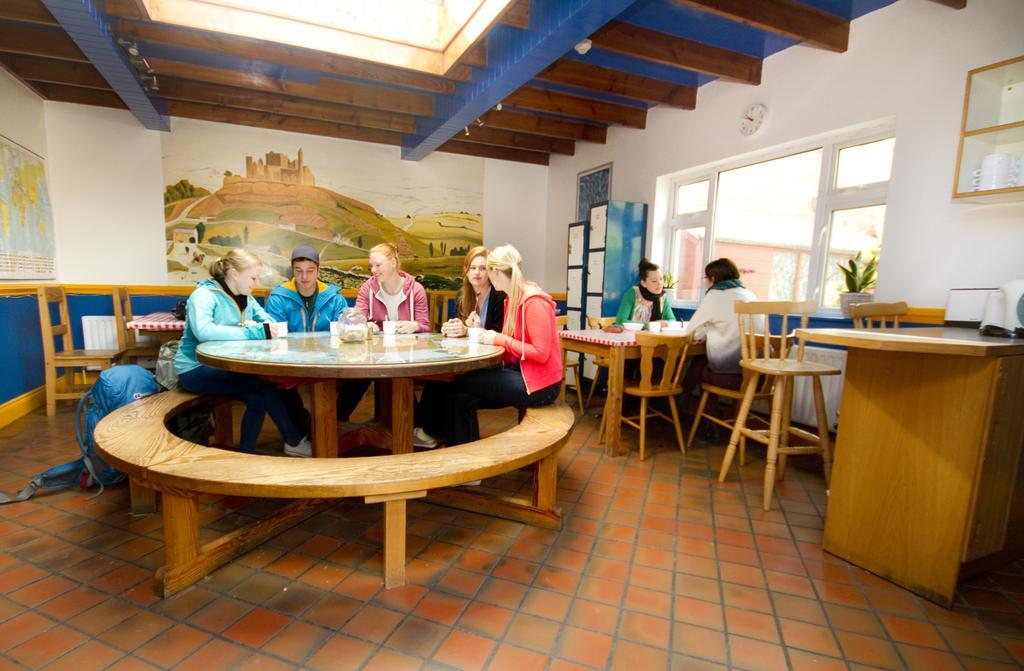 Cashel Holiday Hostel ภายนอก รูปภาพ