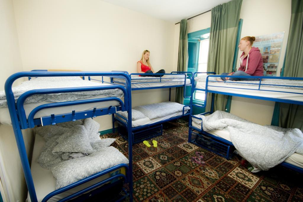 Cashel Holiday Hostel ภายนอก รูปภาพ